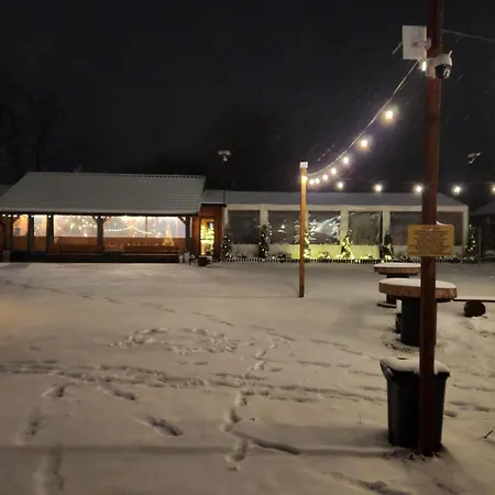 Dom wakacyjny Grabska Osada Sun House - Całoroczne Ogrzewane Grabce-Towarzystwo